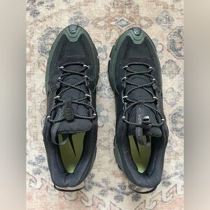 Nike NWOT Black Green Zoom Vomero Roam Outdoor Winterized Sneakers Mens 13